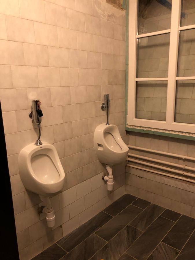 Whole Basement Former Pub 5 For Stag Do ブダペスト エクステリア 写真